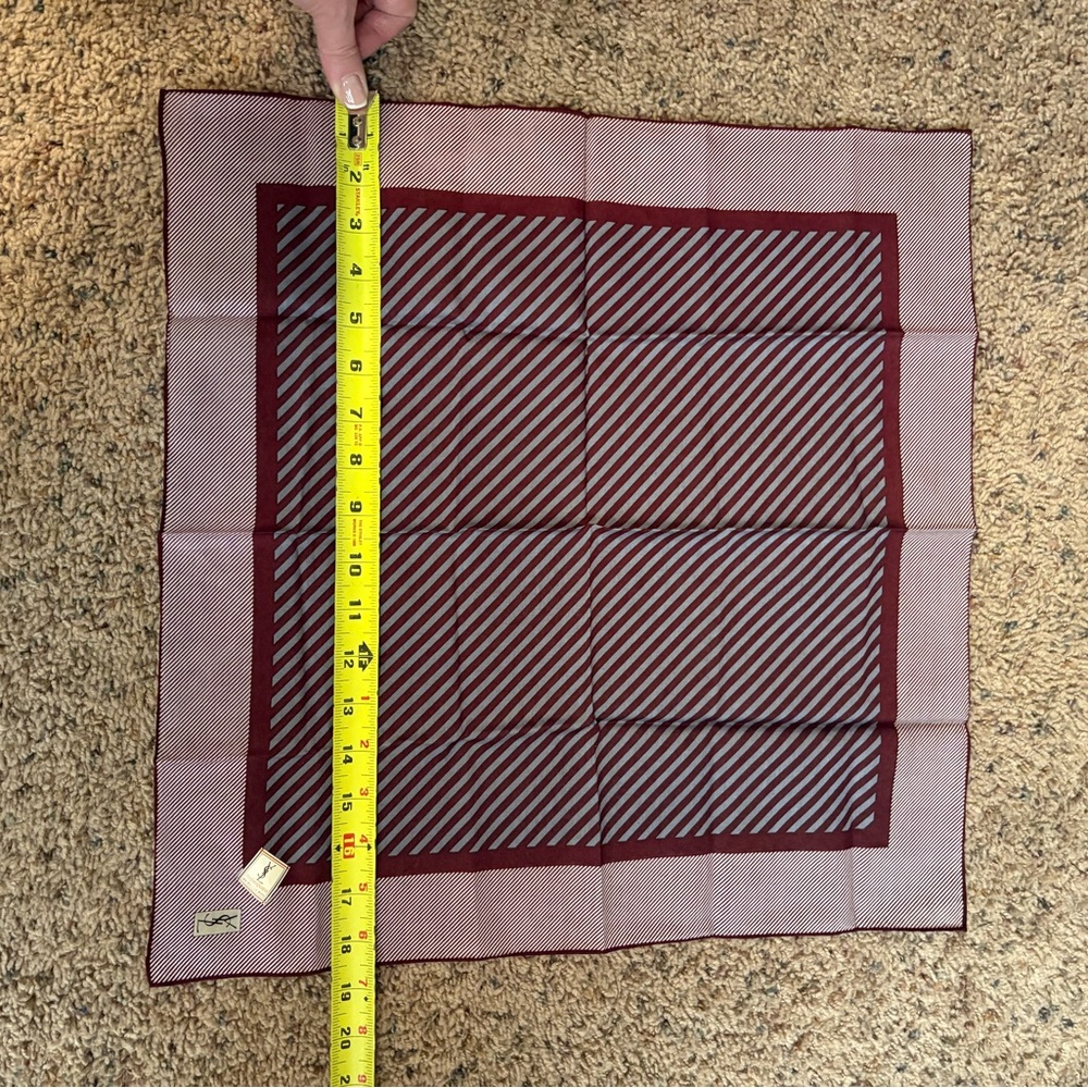 Authentic & Vintage Yves Saint Laurent handkerchief. - Picture 3 of 4